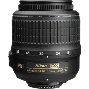 Nikon AF-S DX 18-55mm f/3.5-5.6G VR - Likenew 95% Nikon AF-S DX 18-55mm f/3.5-5.6G VR - Likenew 95%