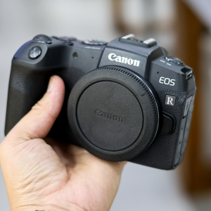 Canon EOS RP - (Body) Likenew Canon EOS RP - (Body) Likenew
