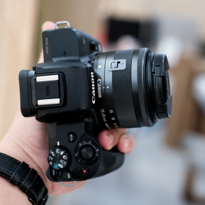 Canon EOS M50 + Lens kit 15-45mm - Likenew 98% Canon EOS M50 + Lens kit 15-45mm - Likenew 98%