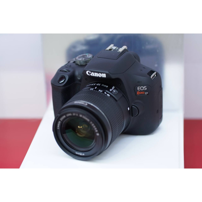 Canon EOS 2000D + Kit 18-55mm - Likenew 96% Canon EOS 2000D + Kit 18-55mm - Likenew 96%