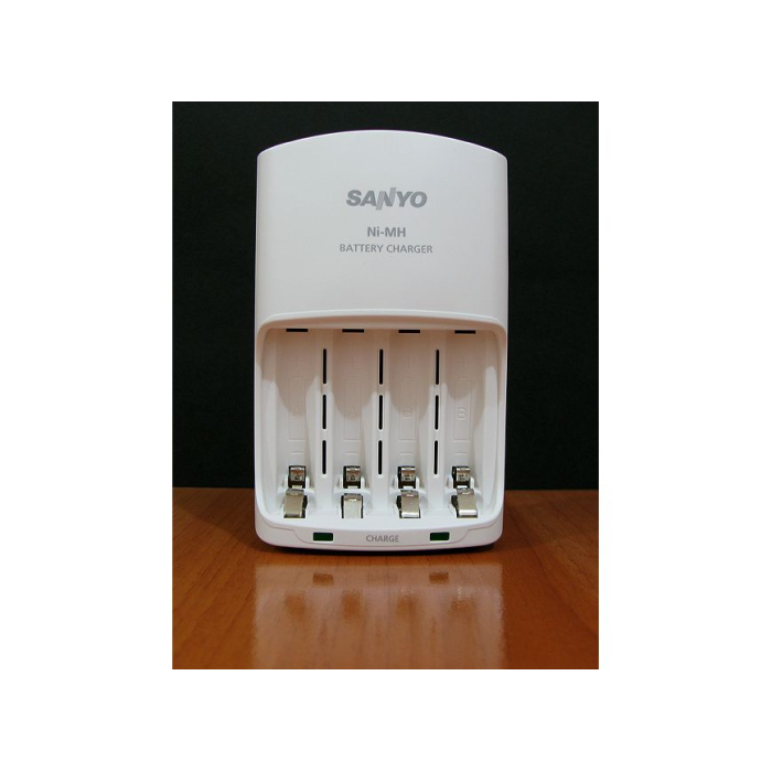 Sạc Sanyo for pin AA/AAA - Chính hãng Sạc Sanyo for pin AA/AAA - Chính hãng