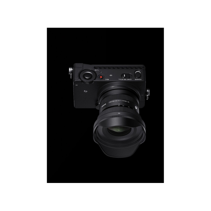 Sigma 10-18mm f/2.8 DC DN (C) Fujifilm X - Likenew Sigma 10-18mm f/2.8 DC DN (C) Fujifilm X - Likenew