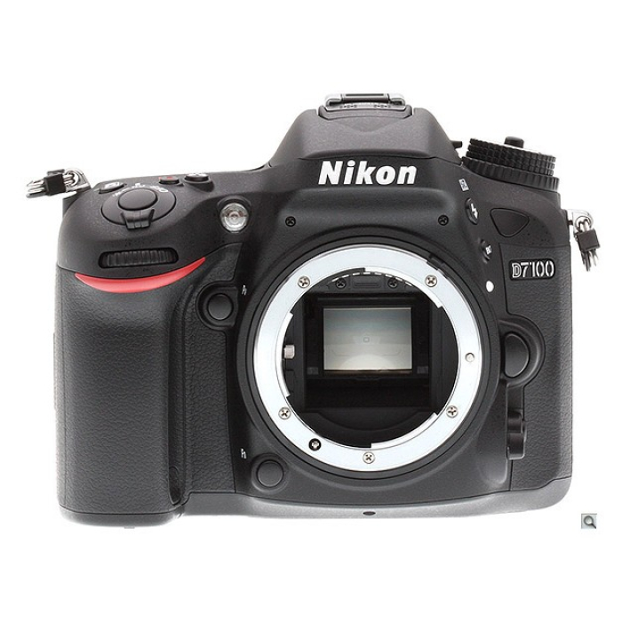 Nikon D7100 - Likenew Nikon D7100 - Likenew