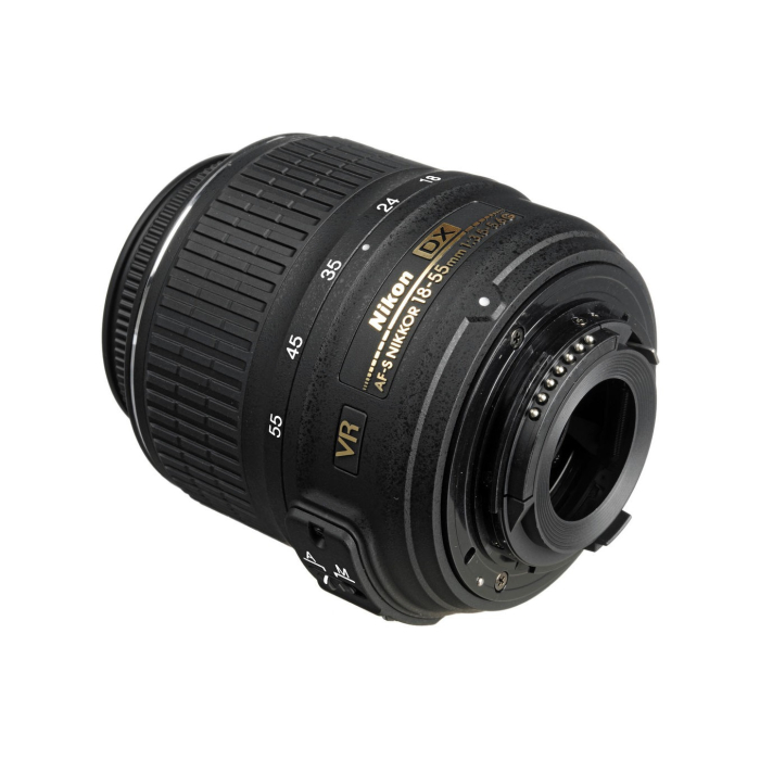 Nikon AF-S DX 18-55mm f/3.5-5.6G VR - Likenew 95% Nikon AF-S DX 18-55mm f/3.5-5.6G VR - Likenew 95%