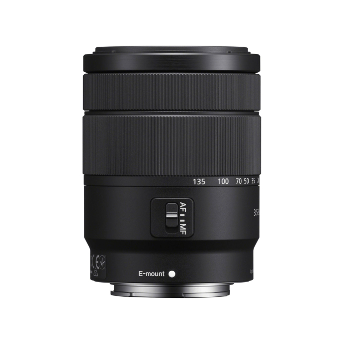 Sony E 18-135mm f/3.5-5.6 OSS - Likenew 98% Sony E 18-135mm f/3.5-5.6 OSS - Likenew 98%
