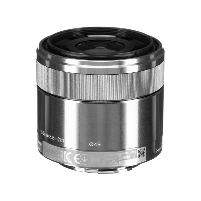 Sony E 30mm f/3.5 Macro - Likenew 95%