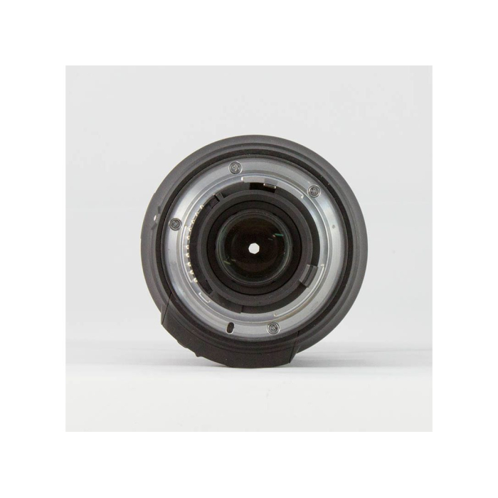 Nikon AF-S 18-200mm f/3.5-5.6G IF ED VR - Likenew 96% Nikon AF-S 18-200mm f/3.5-5.6G IF ED VR - Likenew 96%