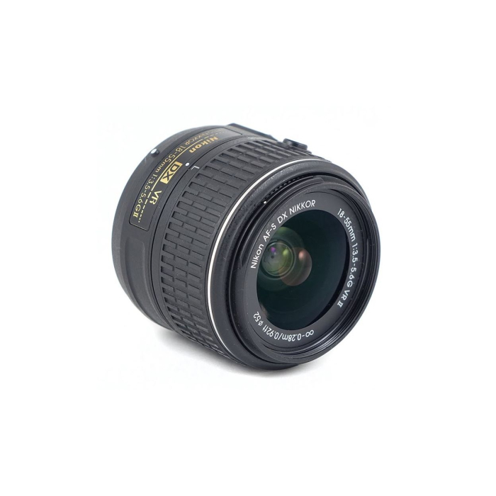 Nikon AF-S 18-55mm f/3.5-5.6 VR II - Likenew 98% Nikon AF-S 18-55mm f/3.5-5.6 VR II - Likenew 98%