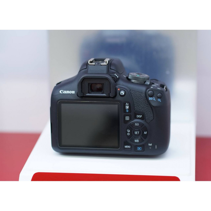 Canon EOS 2000D + Kit 18-55mm - Likenew 96% Canon EOS 2000D + Kit 18-55mm - Likenew 96%