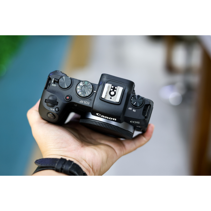 Canon EOS RP - (Body) Likenew Canon EOS RP - (Body) Likenew