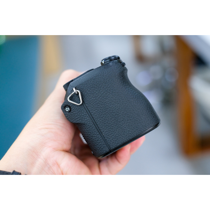 Sony A6700 - Likenew (Body Only) Sony A6700 - Likenew (Body Only)