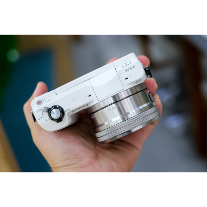 Sony A5000  + kit 16-50mm - Hàng cũ Sony A5000  + kit 16-50mm - Hàng cũ