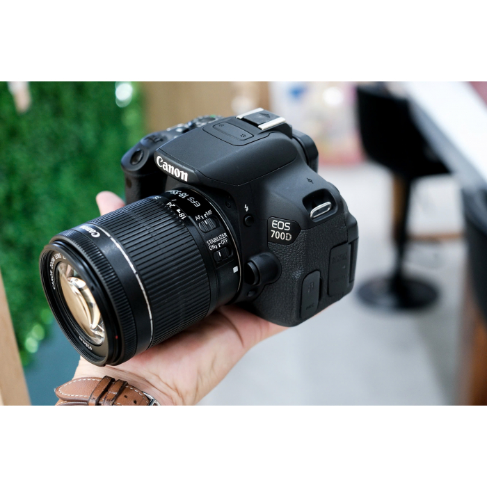 Canon EOS 700D  + kit 18-55mm - Likenew (2nd)